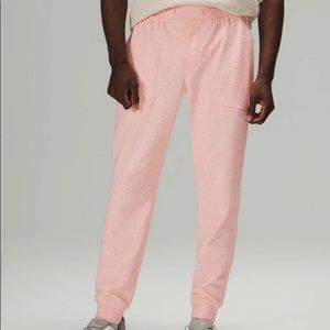 NWOT Lululemon mens at ease joggers